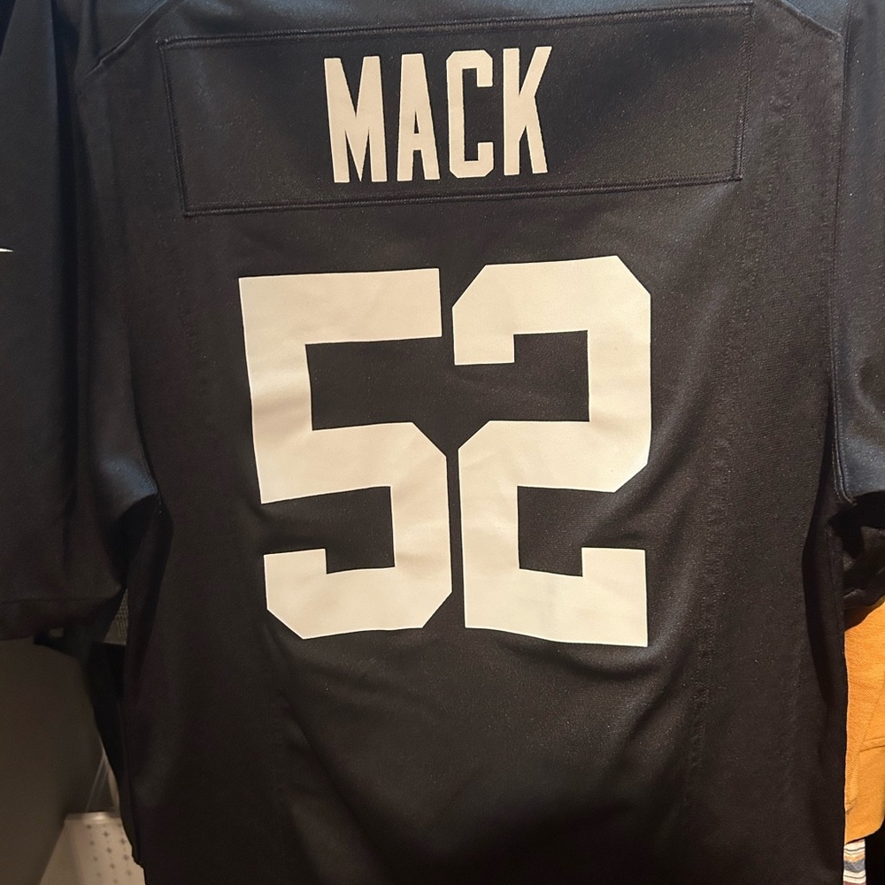 Raiders Mack #52 jersey
